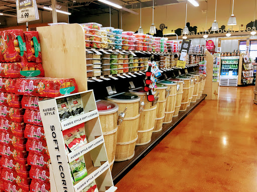 Grocery Store «Fresh Thyme Farmers Market- Deerfield», reviews and photos, 35 Waukegan Rd, Deerfield, IL 60015, USA