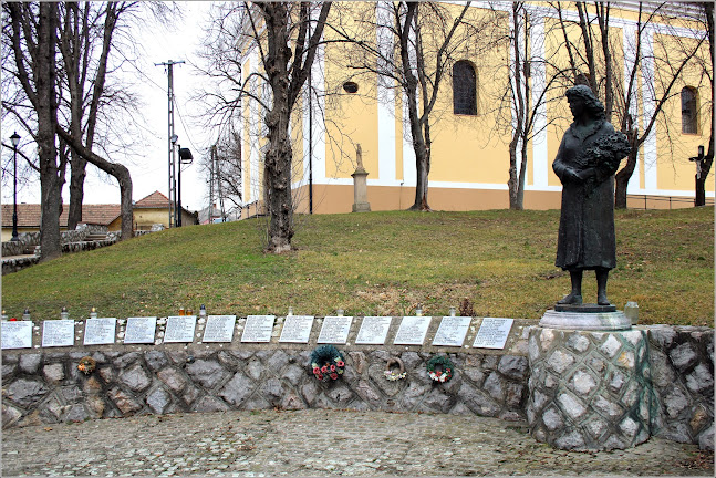 Mágocs, Templom tér 8, 7342 Magyarország