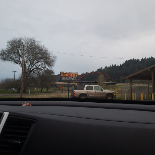 Grocery Store «Cracker Barrel Grocery», reviews and photos, 15005 NW Sauvie Island Rd, Portland, OR 97231, USA