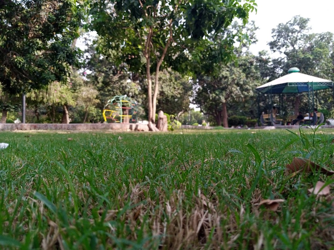 Gol Bagh Park