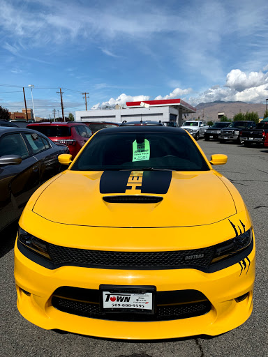 Car Dealer «Town Chrysler Jeep Dodge Ram», reviews and photos, 1001 N Miller St, Wenatchee, WA 98801, USA