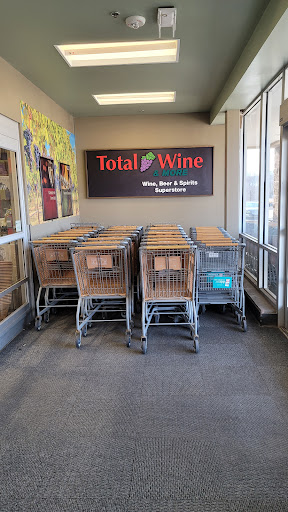 Grocery Store «Fresh Thyme Farmers Market - Kirkwood MO», reviews and photos, 1018 N Kirkwood Rd, Kirkwood, MO 63122, USA