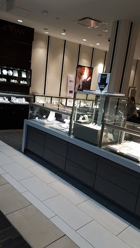 Jewelry Store «Kay Jewelers», reviews and photos, 1500 Polaris Pkwy #2058, Columbus, OH 43240, USA