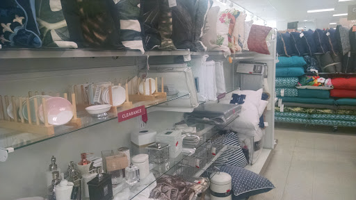 Department Store «T.J. Maxx», reviews and photos, 68 Frontage Rd, East Haven, CT 06512, USA