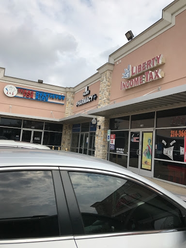 Palmer Pharmacy Plus, 2731 W Northwest Hwy #105, Dallas, TX 75220, USA, 