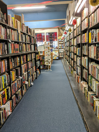 Book Store «Small World Books», reviews and photos, 1407 Ocean Front Walk, Venice, CA 90291, USA