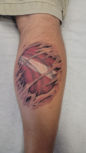 Tattoo Shop «Black Cat Collective», reviews and photos, 521 W Walnut St, Perkasie, PA 18944, USA