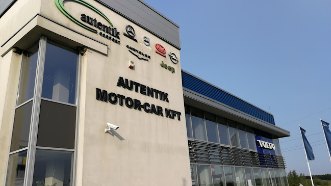 Hozzászólások és értékelések az Mercedes Győr - Autentik Motor-Car Kft-ról