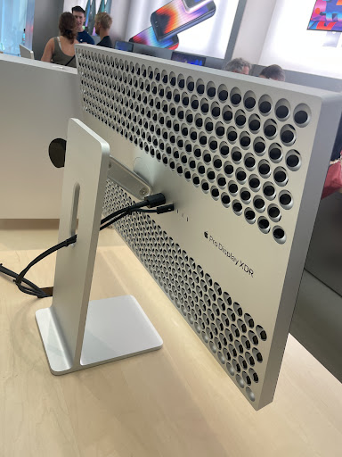 Computer Store «Apple Somerset», reviews and photos, 2800 W Big Beaver Rd, Troy, MI 48084, USA