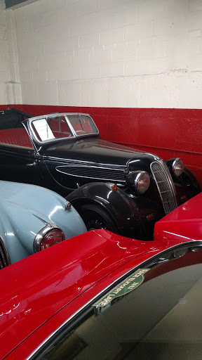 Used Car Dealer «Gullwing Motor Cars, Inc», reviews and photos, 24-30 46th St, Astoria, NY 11103, USA