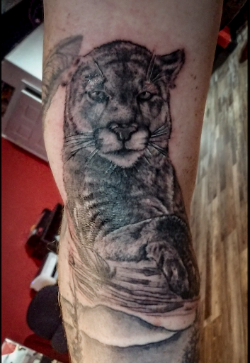 Explore funny matching tattoo ideas, creative tattoo ideas in Lander, available at Blackblood Tattoo and Piercing