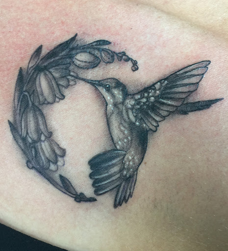 Tattoo Shop «A Thin Line Tattoo», reviews and photos, 9 E Wilson St, Batavia, IL 60510, USA