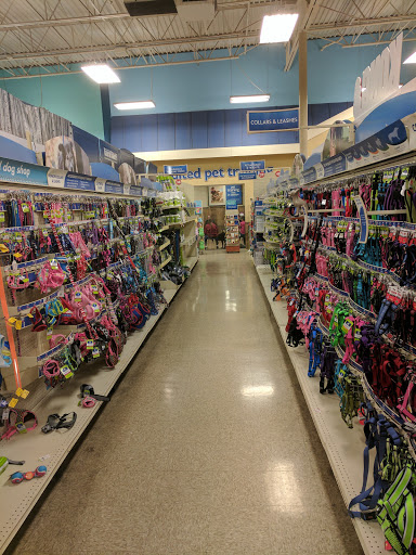 Pet Supply Store «PetSmart», reviews and photos, 3500 S Glenstone Ave, Springfield, MO 65804, USA