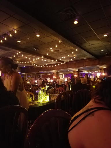 Live Music Venue «Vosh», reviews and photos, 1414 Riverside Dr, Lakewood, OH 44107, USA