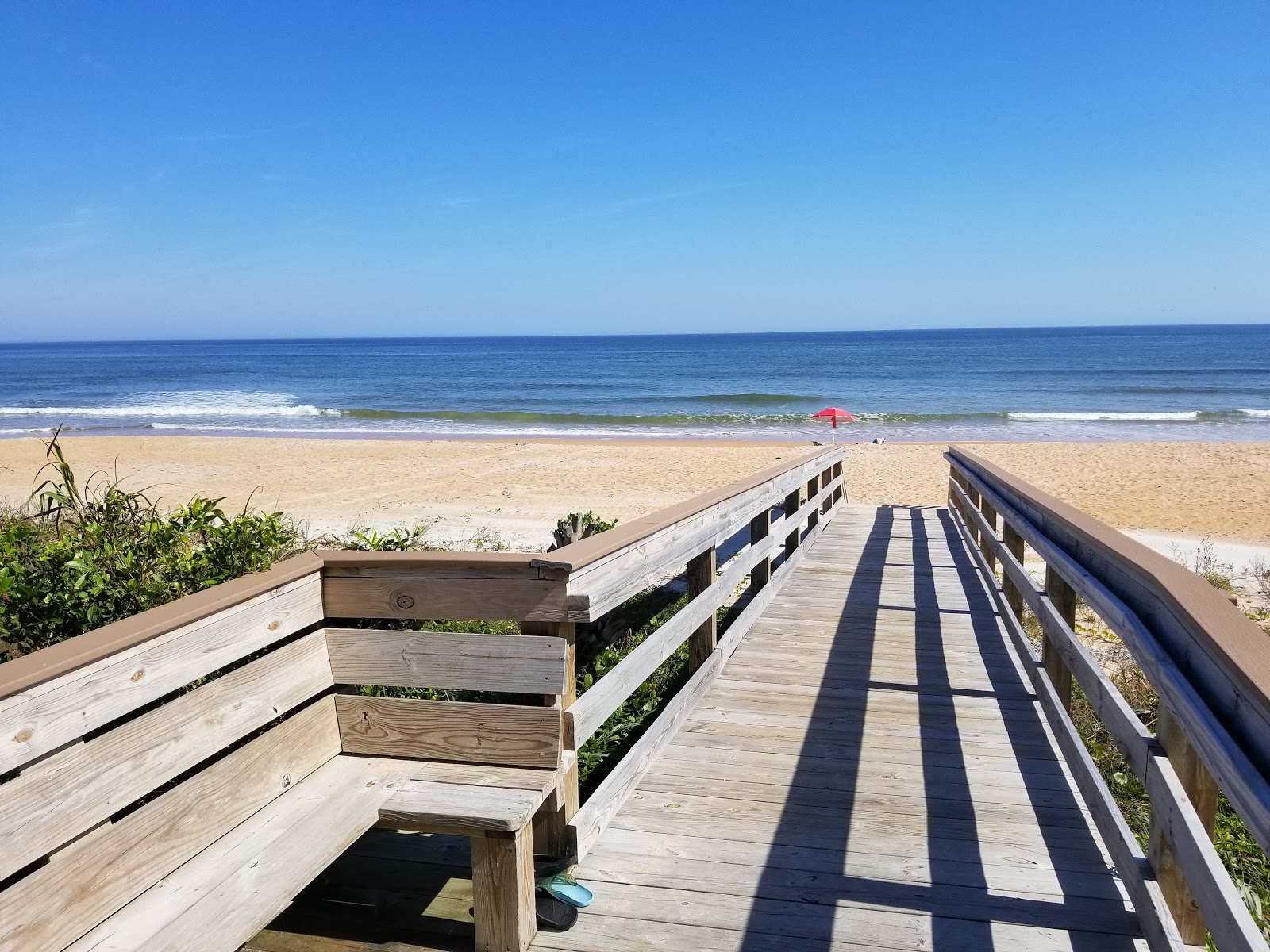 Tom Renick beach park的照片 具有非常干净级别的清洁度