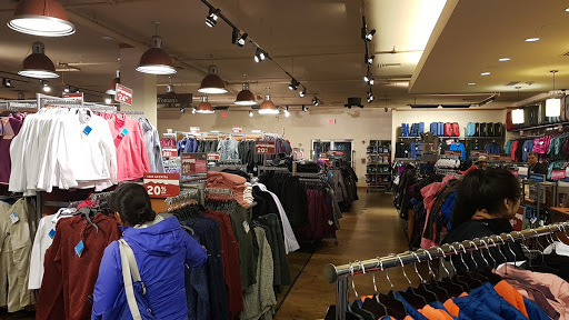 Sportswear Store «Columbia Sportswear Outlet Store at Woodbury Common Outlet», reviews and photos, 173 Marigold Ct, Central Valley, NY 10917, USA