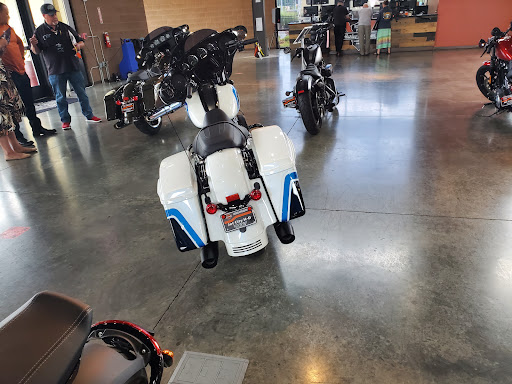 Harley-Davidson Dealer «Lawless Harley-Davidson® of Renton», reviews and photos, 3715 E Valley Rd, Renton, WA 98057, USA