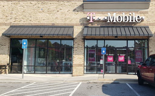 Cell Phone Store «T-Mobile», reviews and photos, 4895 Peachtree Industrial Blvd Suite 103, Norcross, GA 30092, USA