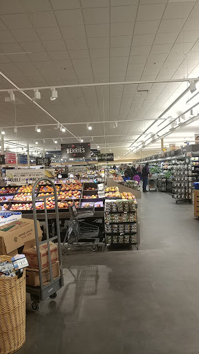 Supermarket «Stop & Shop Supermarket», reviews and photos, 111 Brewster-Chatham Rd, Harwich, MA 02645, USA