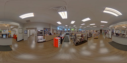 Camera Store «Roberts Camera», reviews and photos, 220 E St Clair St, Indianapolis, IN 46204, USA