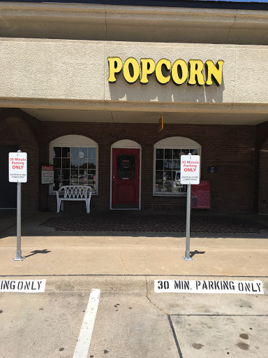 Popcorn Store At Lincoln Square, 662 Lincoln Square, Arlington, TX 76011, USA, 