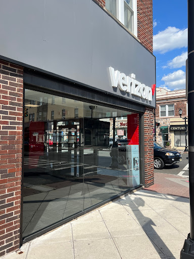 Cell Phone Store «Verizon Authorized Retailer, Express Store», reviews and photos, 211 N Franklin Ave, Nutley, NJ 07110, USA