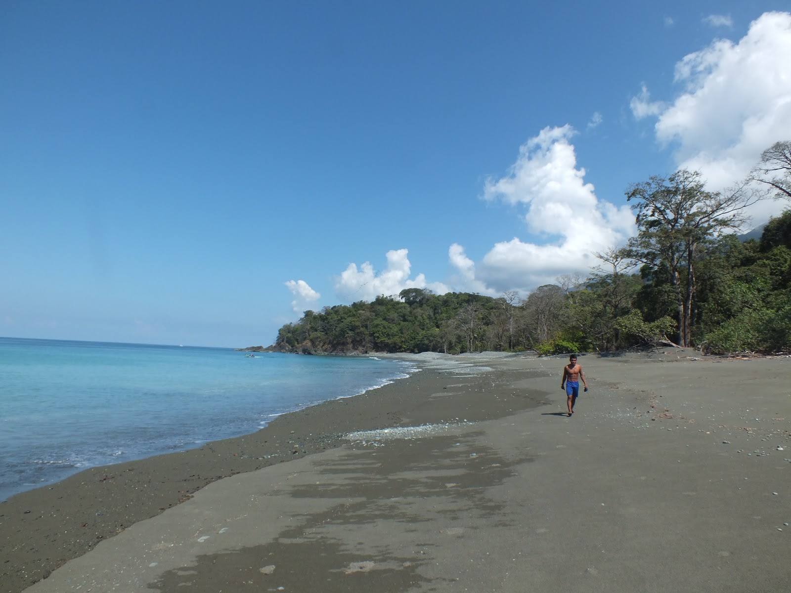 Photo of Playa Muerto with long straight shore