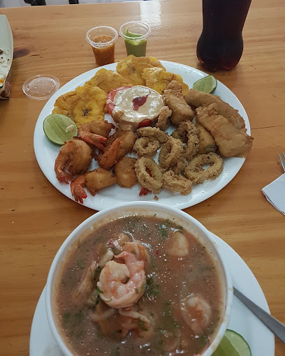 Ceviches de la Rumiñahui - Isidro Ayora N84-125 y, Quito 170120, Ecuador