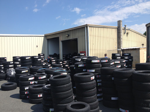 Tire Shop «University Tire & Auto Center - Seminole», reviews and photos, 200 Seminole Ct, Charlottesville, VA 22901, USA