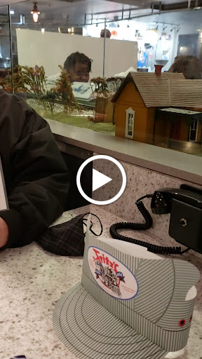 Department Store «Halls Kansas City», reviews and photos, 2450 Grand Blvd #333, Kansas City, MO 64108, USA