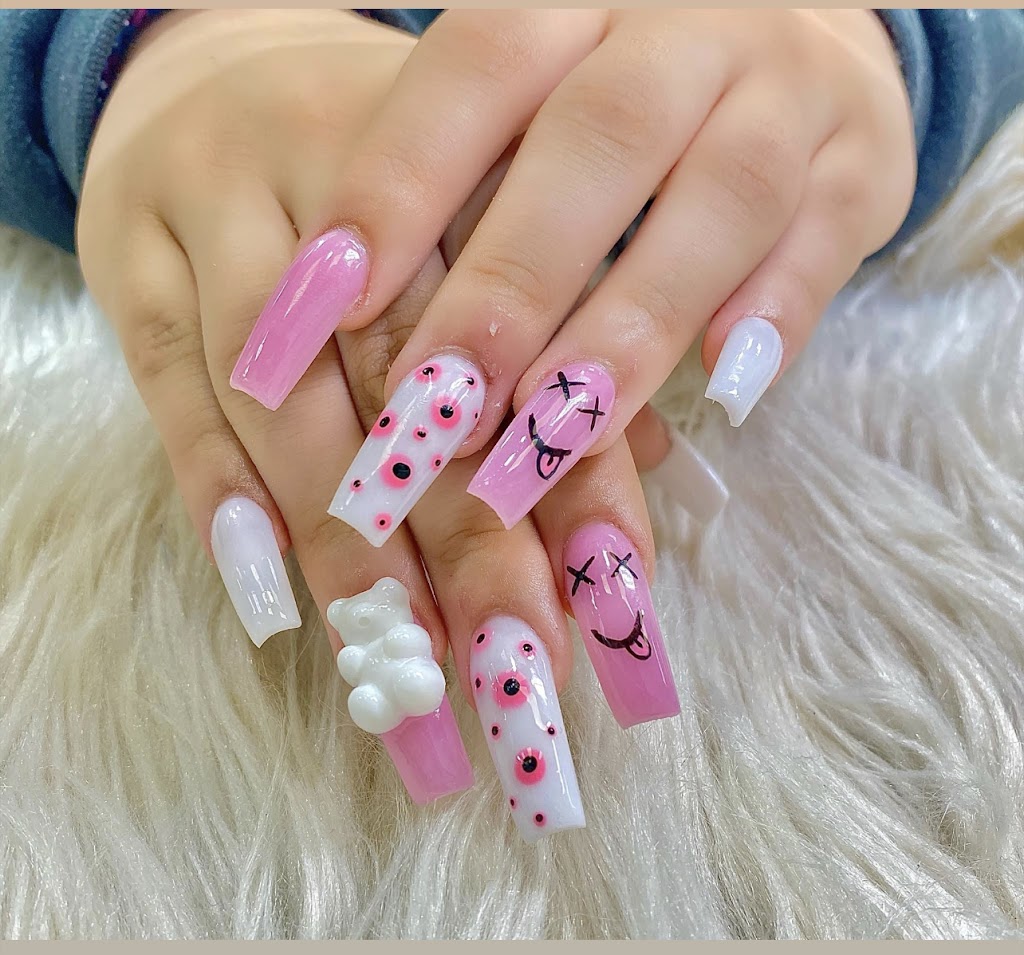 Mode de Vie Nail Lounge & Spa Wichita, KS 67211 Services and Reviews