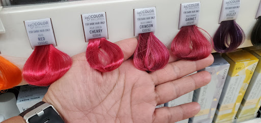 Beauty Supply Store «Sally Beauty», reviews and photos, 23018 FL-54 #506, Lutz, FL 33549, USA