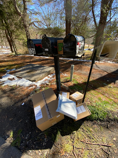 Shipping and Mailing Service «FedEx Ship Center», reviews and photos, 628 Patton Ave, Asheville, NC 28806, USA