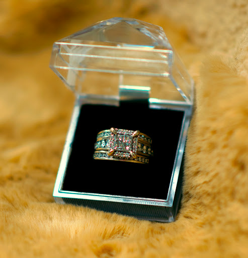 Pawn Shop «AAA Loan & Gun Shop Inc», reviews and photos, 12831 Pacific Hwy SW, Lakewood, WA 98499, USA