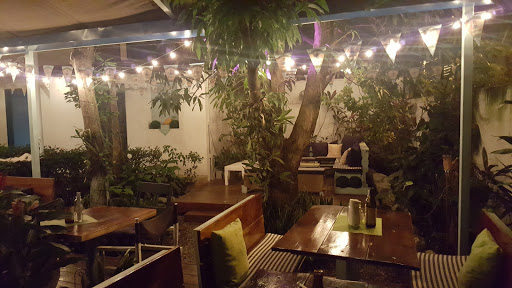 Limon Coffee Shop and Beergarden