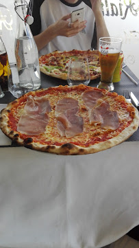 Pizza du Restaurant italien Le Rialto à Chennevières-sur-Marne - n°7