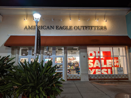 Clothing Store «AEO Factory Store», reviews and photos, 8200 Vineland Ave Suite 101, Orlando, FL 32821, USA