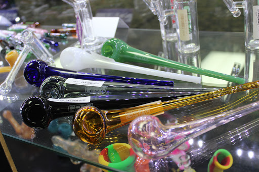 Tobacco Shop «Glass City Tobacco Inc», reviews and photos, 7600 Gardner Park Dr, Gainesville, VA 20155, USA