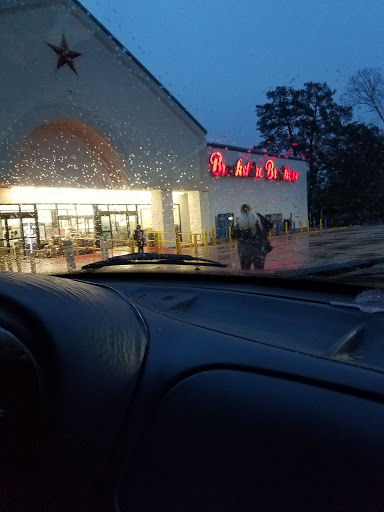 Grocery Store «Brookshire Brothers», reviews and photos, 603 E Houston St, Cleveland, TX 77327, USA