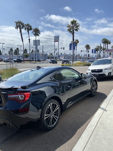 Subaru Dealer «Frank Subaru», reviews and photos