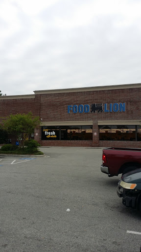 Grocery Store «Food Lion», reviews and photos, 2432 S 17th St, Wilmington, NC 28401, USA