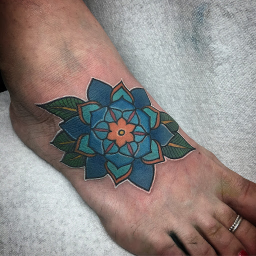 Explore hour glass tattoo ideas, creative tattoo ideas in Bakersfield, available at Society 9 Tattoo and Body Art Studio