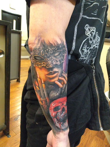 Evolution Tattoo Gallery LLC, 26741 SE Stark St, Troutdale, OR 97060, USA, 