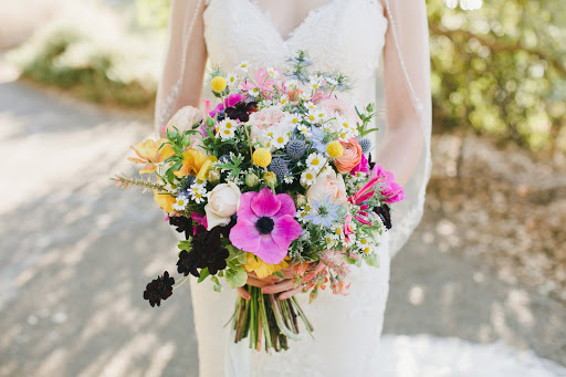 Florist «Dixon Florist & Gift Shop», reviews and photos, 150 E A St, Dixon, CA 95620, USA