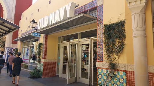 Clothing Store «Old Navy», reviews and photos, 634 Spectrum Center Dr, Irvine, CA 92618, USA
