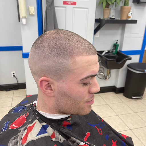 Barber Shop «Castro Barber Shop», reviews and photos, 4286 Washington St, Roslindale, MA 02131, USA