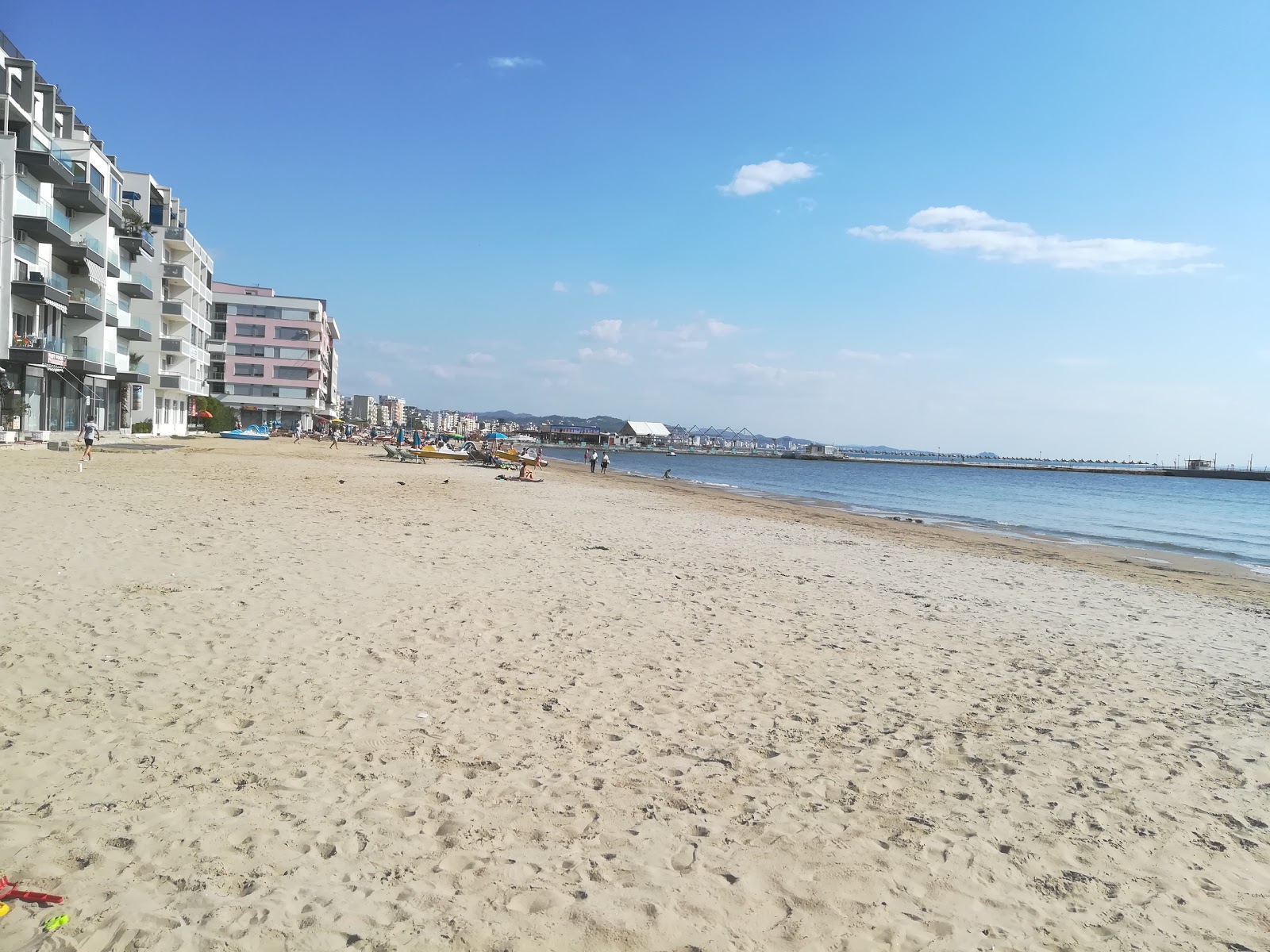 Foto de Durres III beach área de complejo turístico de playa