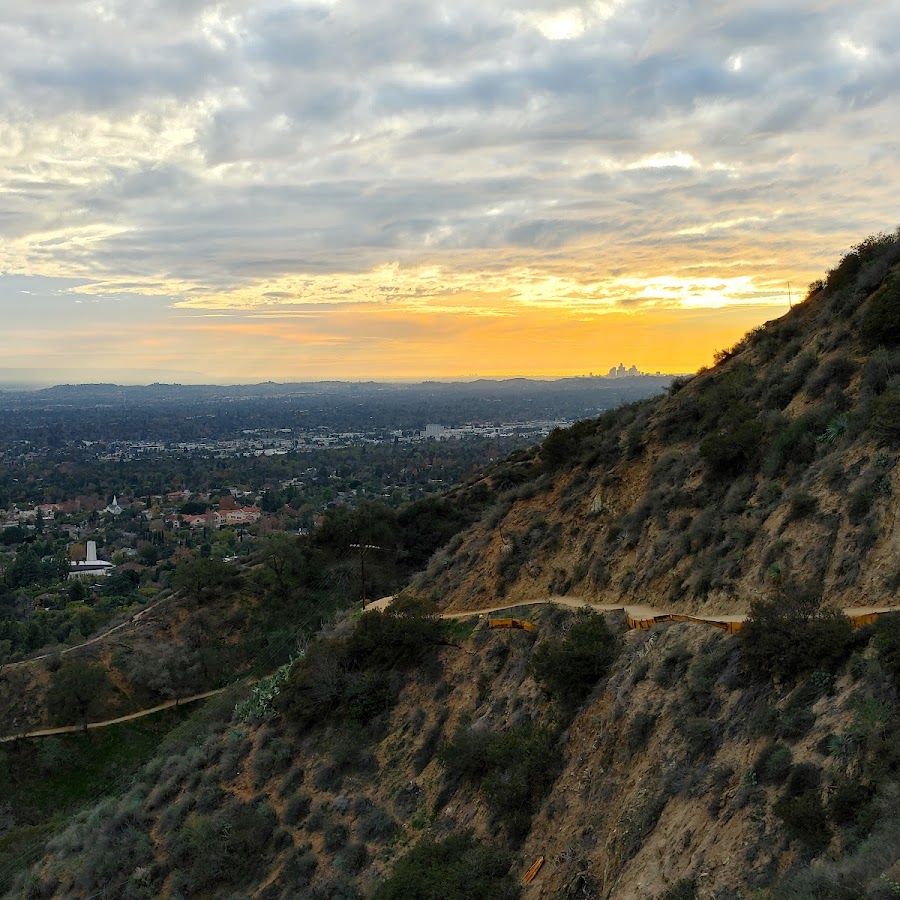 Mt. Wilson Trailhead