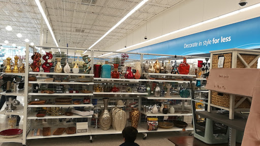 Clothing Store «Ross Dress for Less», reviews and photos, 17849 Garden Way NE, Woodinville, WA 98072, USA