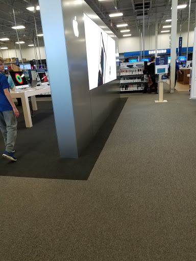 Electronics Store «Best Buy», reviews and photos, 12905 Elm Creek Blvd N, Maple Grove, MN 55369, USA